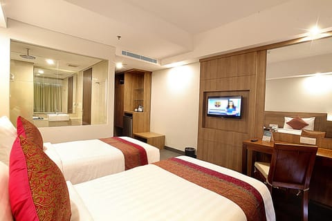 Bed, TV and multimedia