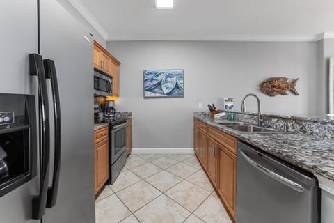 Grand Pointe 605 by Liquid Life Apartment in Orange Beach