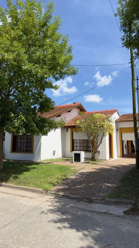 Casa para seis MIRAMAR House in Miramar