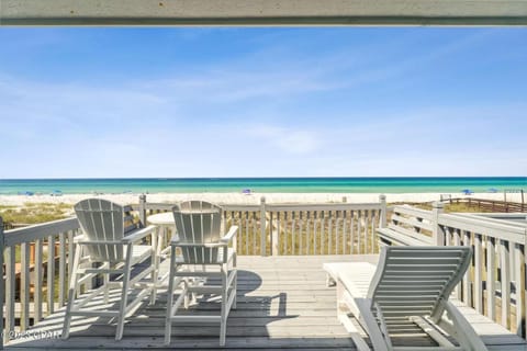 Natural landscape, View (from property/room), Balcony/Terrace, Beach, Sea view, sunbed