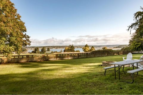 Perch - Balda Getaway House in Whidbey Island