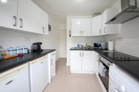 Coffee/tea facilities, Kitchen or kitchenette, minibar, pet friendly, stove, toaster