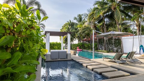 AP Natai Luxury Beachfront Pool Villas Villa in Khok Kloi