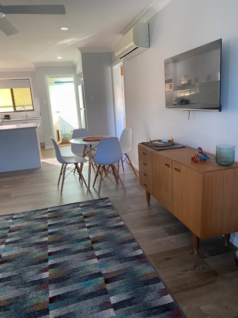 Relax on Ross Condo in Inverell