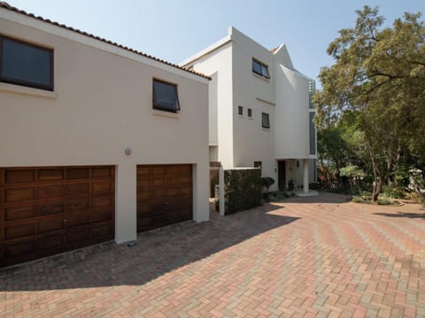 Jopasso Guest House Bed and Breakfast in Pretoria
