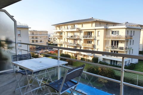 The Castel d'Orne - Pool and Terrace Apartment in Caen