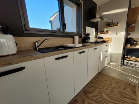 Kitchen or kitchenette, dishwasher, minibar, pet friendly, stove, toaster