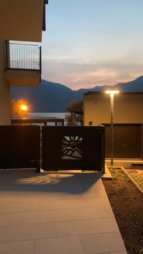 Natural landscape, View (from property/room), Balcony/Terrace, Mountain view, Sunset