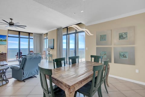 Summerchase 4 Penthouse Apartment in Orange Beach