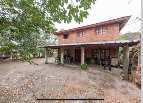 Casita Lozano Nature lodge in Jujuy Province, Argentina