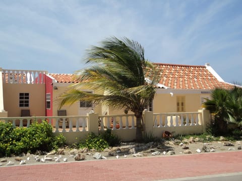 Aruba Cunucu Residence Aparthotel in Noord