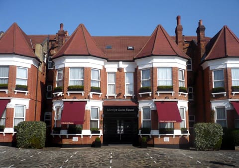 Glenlyn Hotel & Apartments Bed and Breakfast in London