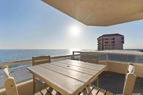 The Enclave 907 Apartment in Orange Beach