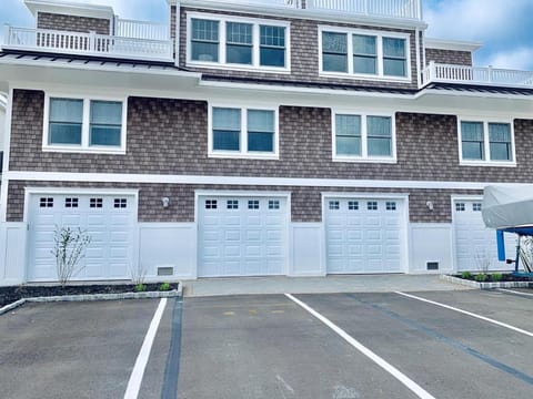 New Townhouse - Close To All Beach Haven Has To Offer! Condominio in Beach Haven