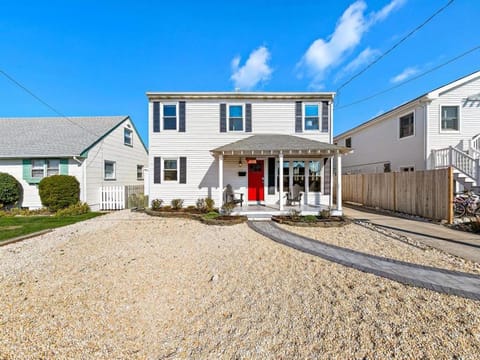 Stunning Home In Surf City With 5 Bedrooms, Internet And Wifi Haus in Stafford Township