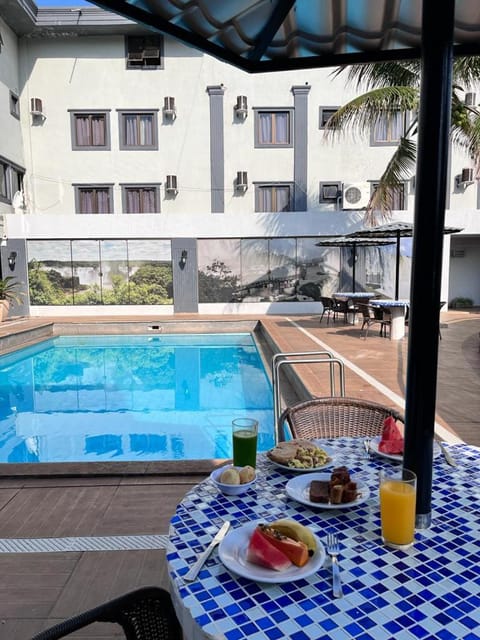 Food and drinks, Pool view, Swimming pool