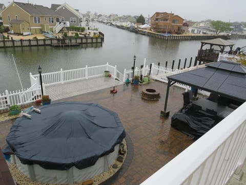 Beautiful 2200 Sq Ft Home Sleeps 10 Bring Your Water Toys! Maison in Manahawkin