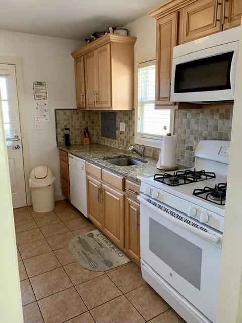 Great Rates!!! Pet Friendly Appartamento in North Beach Haven