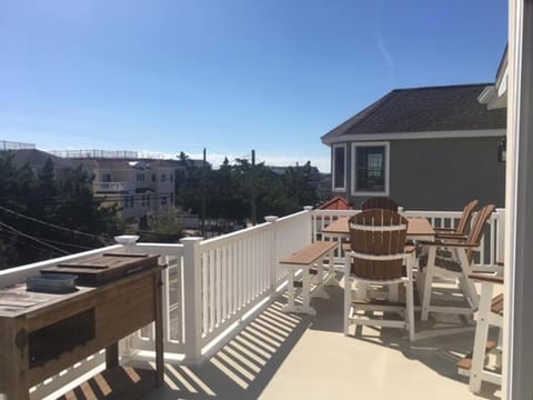 One Off With Views! Long Beach Twsp, Maison in North Beach Haven