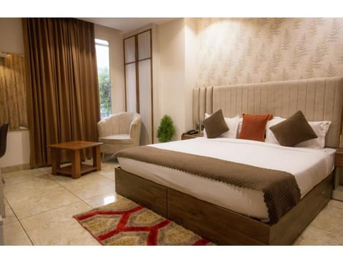 The Eminence Hotel, Punjab Vacation rental in Chandigarh