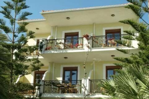 Property building, Patio, Day, View (from property/room), Balcony/Terrace