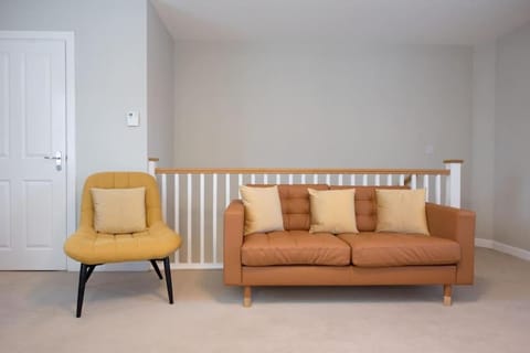 Space Apartments - Parking - Fast Wifi - 2 Double Bedrooms - Smart Tv Condominio in Colchester