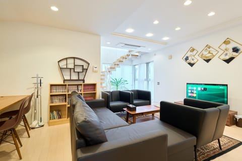 Morden stylish villa/120㎡/Max12p/Free wifi Villa in Saitama Prefecture