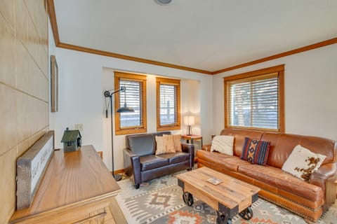Spacious Ouray Townhome - Walk to Hot Springs! Haus in Ouray