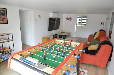 Communal lounge/ TV room, Game Room, TV and multimedia