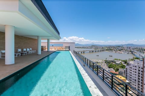 View (from property/room), Balcony/Terrace, Pool view, Sea view