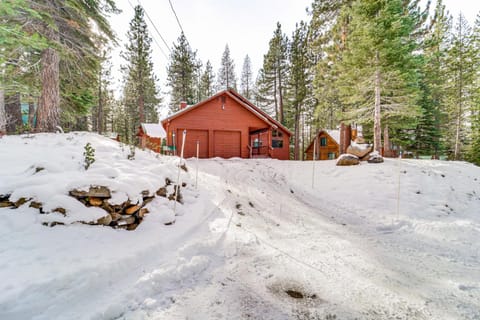 Family-Friendly Truckee Cabin in Tahoe Donner! House in Truckee