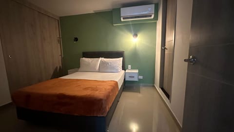 Bed, Photo of the whole room, Bedroom, air conditioner