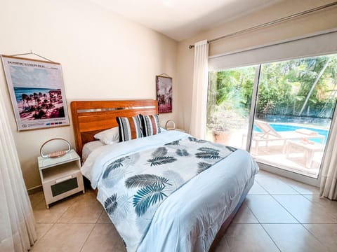 Bedroom, Pool view