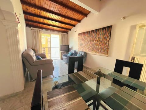 Apartamento económico central Provenza Apartment in Floridablanca