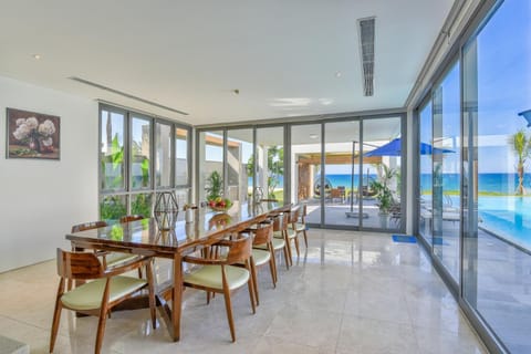 Abogo Resort Ocean Villa Da Nang Ruby Golf Chalet in Hoa Hai