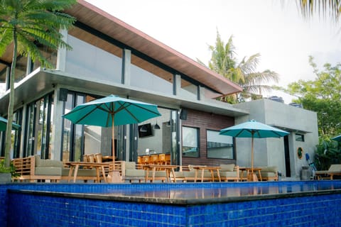 Sayana Bali Resto & Bar Condo in Blahbatuh