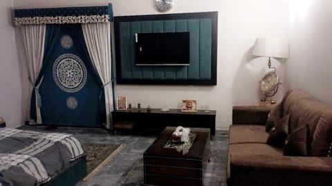 Shelton House Bed and Breakfast in Karachi