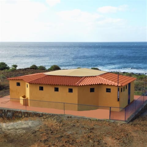 Casa Tartaruge + Casa Pardal House in Cape Verde
