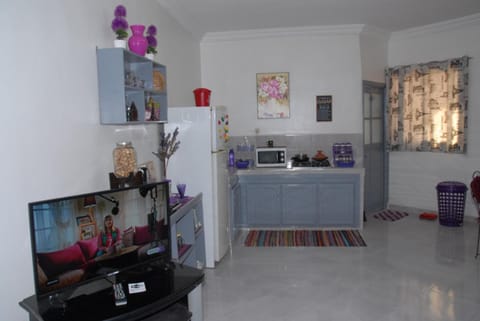 joli studio à louer Condominio in Meknes