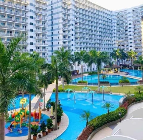 MOA CONDOTEL STAYCATION by Abode Property Apartment hotel in Pasay