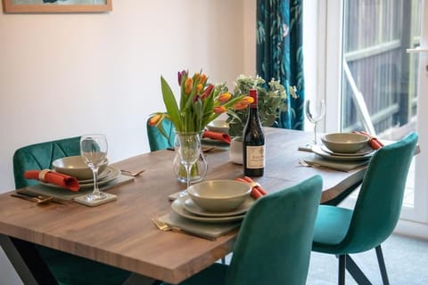 The best in town! Luxury living. Apartment in Huntingdonshire District