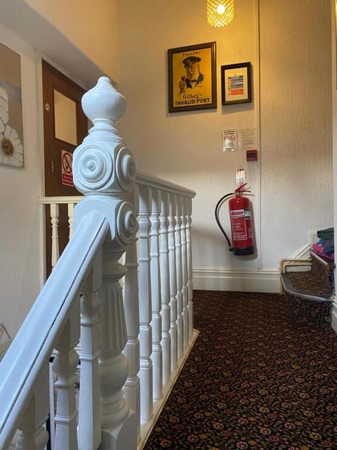 Villa Guest House Bed and Breakfast in Porthcawl