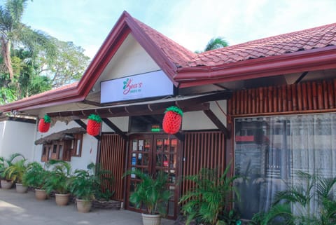 Bea's Garden Inn Inn in Puerto Princesa