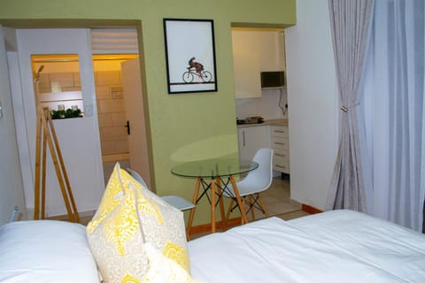 Fafi's Place Bed and Breakfast in Sandton