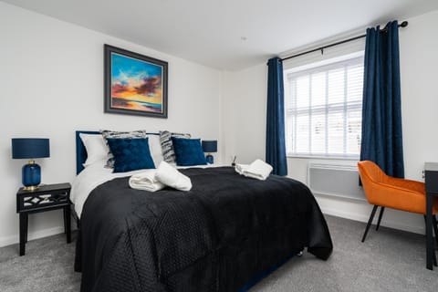 Brighton Apt - 2 Bedroom Free Wi-Fi & Parking Apartment in Wallasey