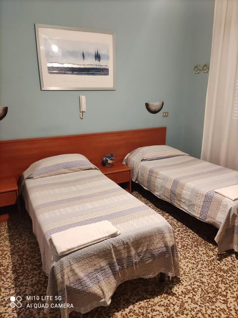 HOSTAL D'ANNUNZIO HOUSe Bed and Breakfast in Milan