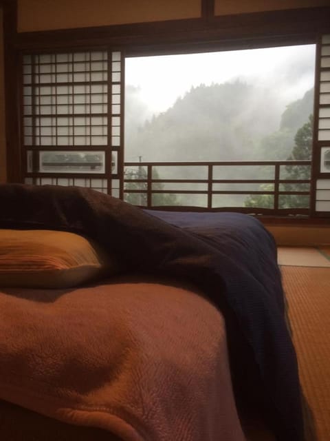 Guesthouse Nishiki Bed and Breakfast in Saitama Prefecture
