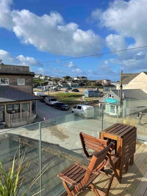1 The Parade - 4 bed Sea View apartment in the heart of Polzeath Apartment in Polzeath