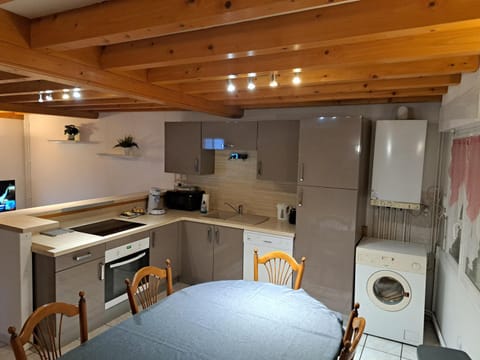 Dining area, dishwasher, minibar, pet friendly, stove