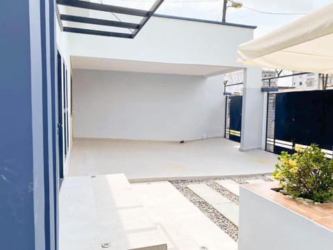 FIDC Luxury Home House in Douala